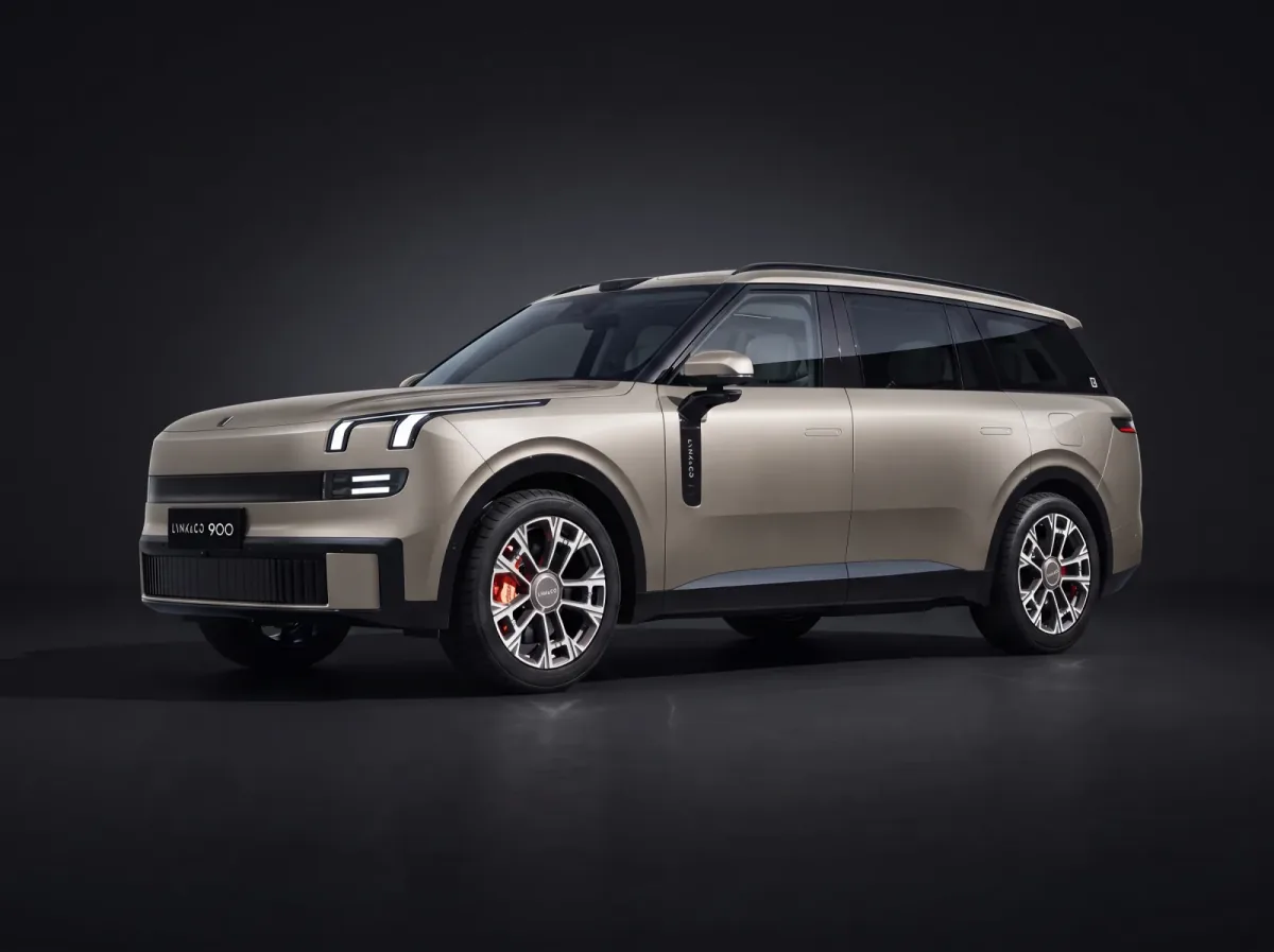 Шампань Lynk & Co 900 Ultra 1.5, 5 мест